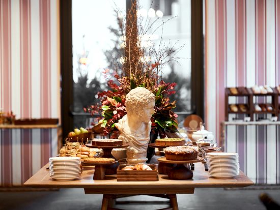 10_11 Buffet Breakfast