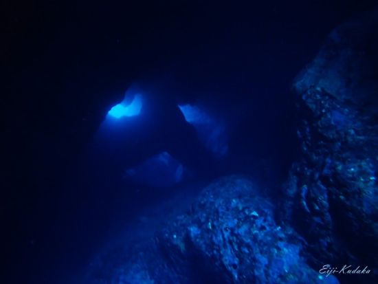 輪廻転生の池（鍋底池）シュノーケリングツアー 宮古島のパワースポットを探検しよう！＜11月〜6月催行／宮古島＞