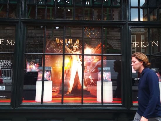 「クイーン」ロンドン終日ウォーキングツアー 伝説のバンドゆかりの地を巡る　映画ロケ地もご案内！＜約8時間／貸切／日本語ガイド＞ by アートローグ