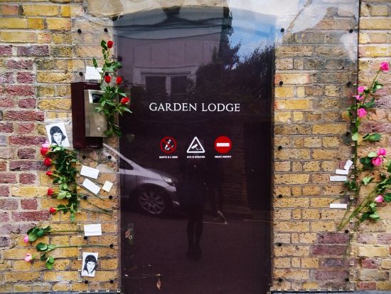 「クイーン」ロンドン終日ウォーキングツアー 伝説のバンドゆかりの地を巡る　映画ロケ地もご案内！＜約8時間／貸切／日本語ガイド＞ by アートローグ