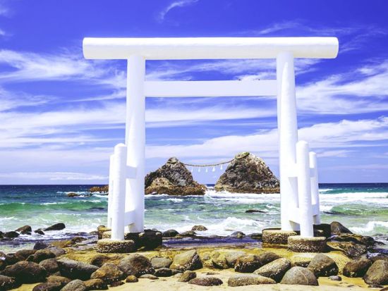 博多発着観光タクシー　糸島満喫コース　櫻井神社＋二見ヶ浦（夫婦岩）　行程のアレンジ可能 ＜約4時間／福岡市内送迎可能＞by 福岡交通