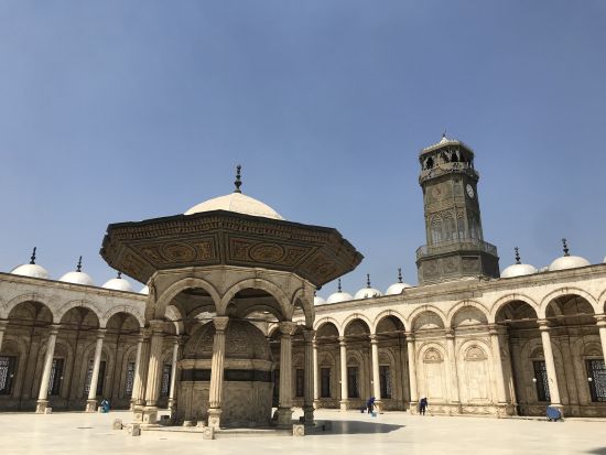 【カイロ発着 エジプト周遊1泊2日】カイロ＆ギザ　古代遺跡を訪問！3大ピラミッド＋カイロ市内観光＜貸切／日本語＞