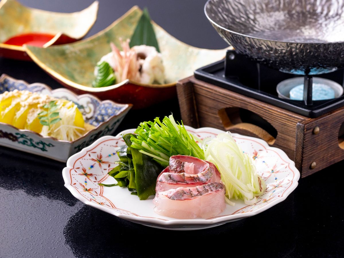 No.懐石館　料亭　懐石　篝火　松明　灯り　骨董　古民具　一対セット 料亭 一浪】料亭で加賀会席「小珠の和(こたまのわ)」珠玉のおもてなし