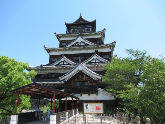 初めての広島街歩きツアー 外せない広島の人気スポットへガイドがご案内 広島城＋平和記念公園＋愛宕神社＜3時間／午前 or 午後／広島駅発＞