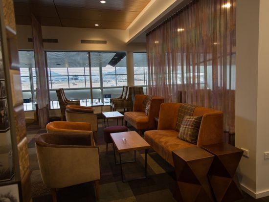 ニュージーランド クイーンズタウン空港 (ZQN)ラウンジチケット☆マナイア・ラウンジ（Manaia Lounge)