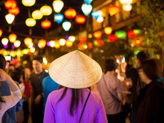 Vietnam_Hoi An_Night Market_shutterstock_1051934093
