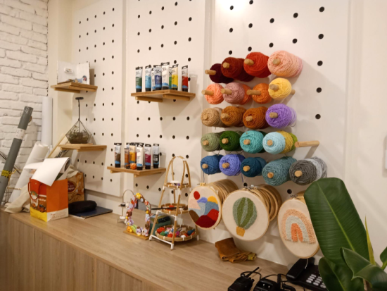 オリジナルアロマキャンドル作り　市内観光付きプランあり＜半日・1日／ランチ付き／日本語ガイド＞