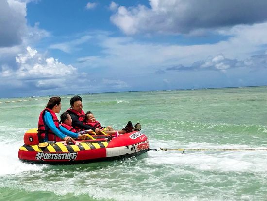 グアムオーシャンパーク✩プライベートビーチ入場利用　選べるマリンアクティビティ　SUP・カヤック・シュノーケル無料貸出＜送迎付＞