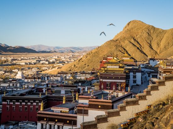 タシロンボ寺　シガツェ見所