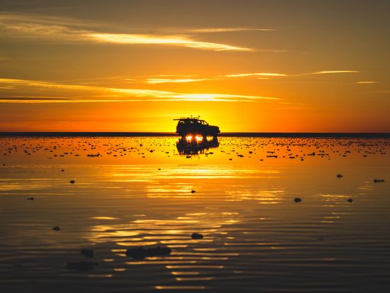 Blivia_Uyuni_shutterstock_1477254551