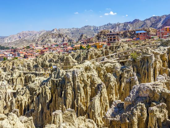 Blivia_MoonValley_shutterstock_209290447