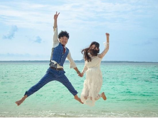 ペイントフォト 人気のペイントフォトが瀬底島で楽しめる♪思い出を写真に残そう！ムービー付きプランもあり◎＜約1時間～2時間／ドローン撮影可／瀬底島＞