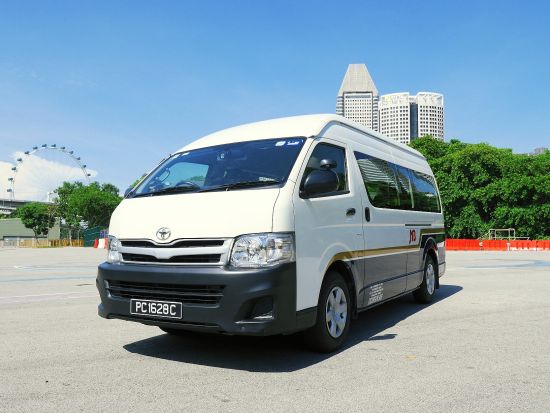 【空港送迎】シンガポール・チャンギ国際空港⇔シンガポール市内またはセントーサ島内ホテル＜貸切／最大5名／日本語ガイド＞