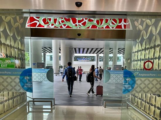 ジョグジャカルタ空港出口