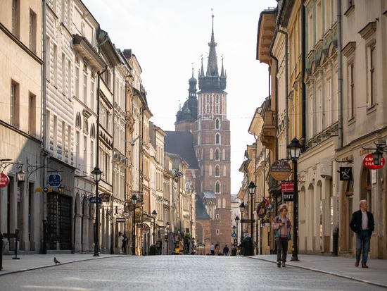 Krakow_AdobeStock_331678980