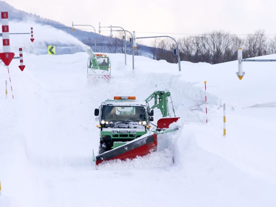 【キロロスノーワールド日帰り往復バスチケット】札幌市内、札幌駅発着リフトオープンまでに現地到着＜2024年12月21日～2025年2月28日／1日＞