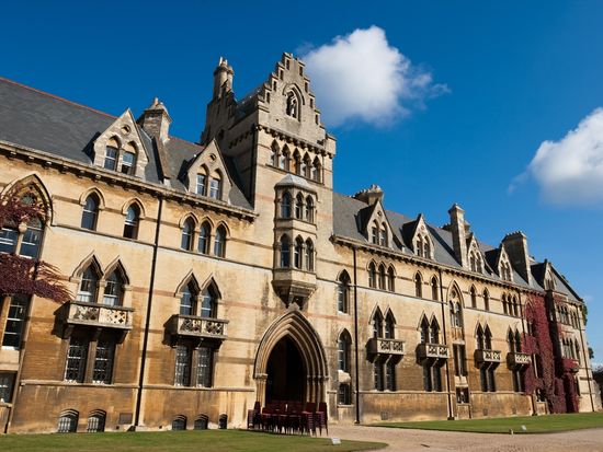 Christ_Church_College_shutterstock_38480635