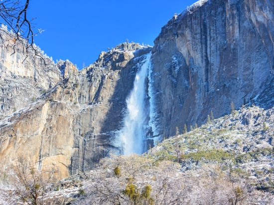 世界遺産ヨセミテ国立公園 2日間ツアー　1日目の観光案内付き ＜貸切／定員4名／日本語ドライバーガイド＞