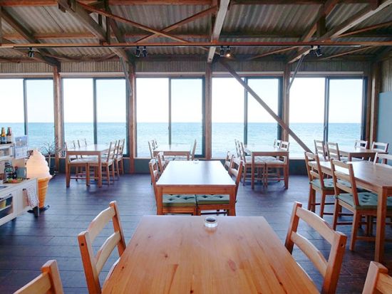 大阪発着！春の淡路島よくばりバスツアー 花さじき絶景・Ladybird Road散策＆旬のフルーツ食べ放題30分【日英中ガイド】