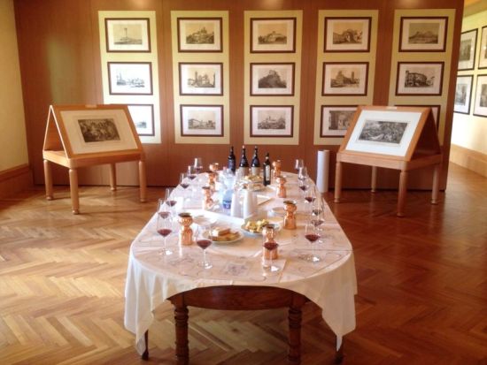 キャンティワイナリー3軒＋オリーブオイル工場訪問ツアー トスカーナ料理のランチ付き＜ワイン＆オリーブオイル試飲付／フィレンツェ発＞