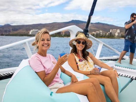 サンセットセーリング　アペタイザー＆アルコール3杯付き ＜ホロレアカイ号／コオリナ発＞