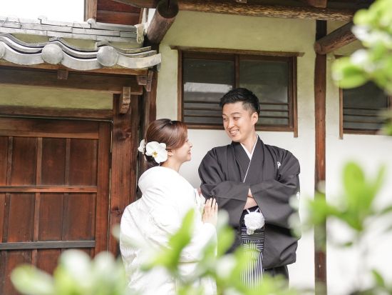 ウェディングフォトプラン ～少しレトロで可愛い 思い出に残る写真を～ 和装撮影・洋装撮影の2種類より選択可能  英語対応＜3時間／愛知県長・久手市＞