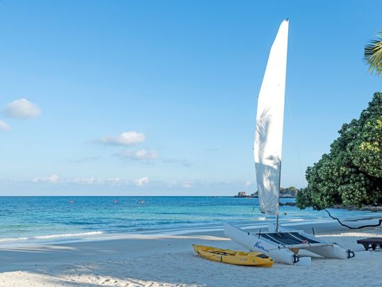 サメット島宿泊ツアー　バンコクから車で行けるリゾートアイランドを満喫 ＜1泊2日／バンコク発＞