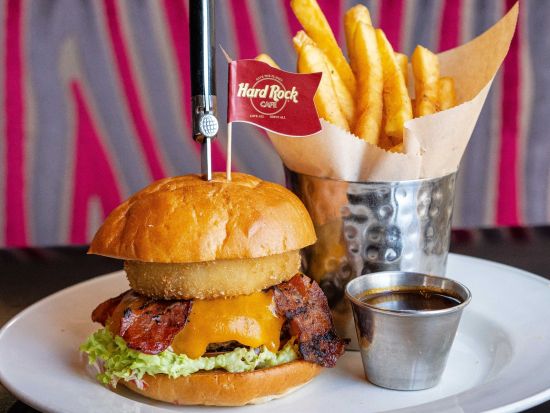 ハードロック・カフェ・ラスベガス　食事券＆事前予約サービス　音楽とボリュームのある本場アメリカン料理を楽しむ