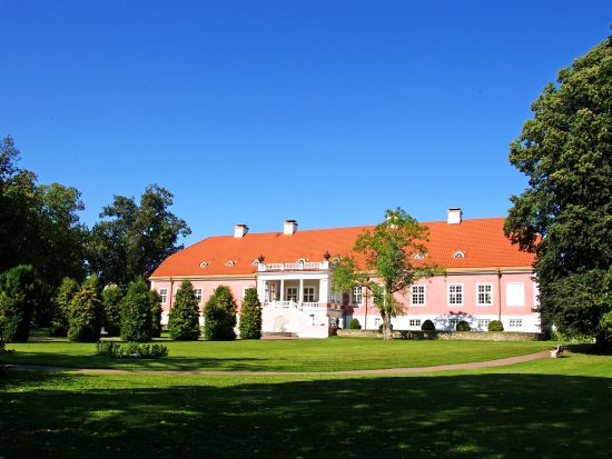 ラヘマー国立公園 1日観光プライベートツアー　パルムセ荘園＋サガディ荘園＋ヤガラ滝＋ヴィルの湿原＜貸切／英語／昼食付／タリン発＞