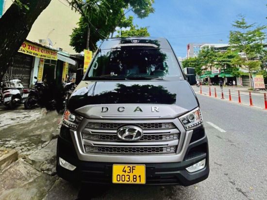 フエ市内　送迎サービス ＜定員9名／現地語ドライバー／ダナンまたはホイアン発＞