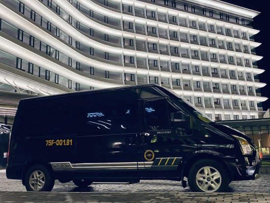 フエ市内　送迎サービス ＜定員9名／現地語ドライバー／ダナンまたはホイアン発＞