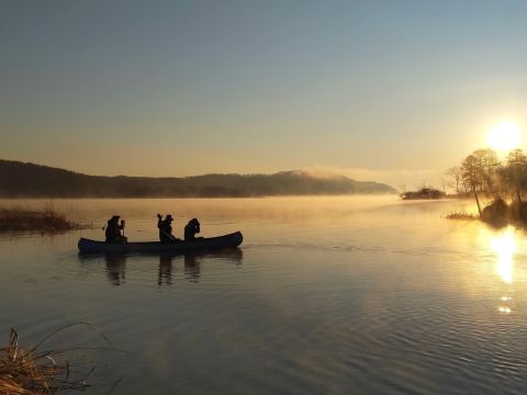 釧路湿原森林カヌー　自然そのものの川の中を静かに進むカヌー体験！動物たちとの遭遇率高め！＜4～11月／最大2名／細岡駅集合＞byEAST POWER