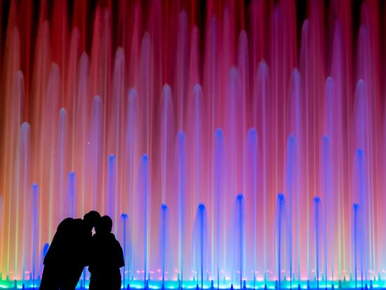 ギネス認定噴水ショー＋3コースディナー＜混載／英語ガイド／3コースディナー付／リマ発＞