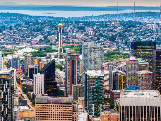 ボーイング工場＆ギャラリー見学ツアー ＜日本語ドライバーガイド＞