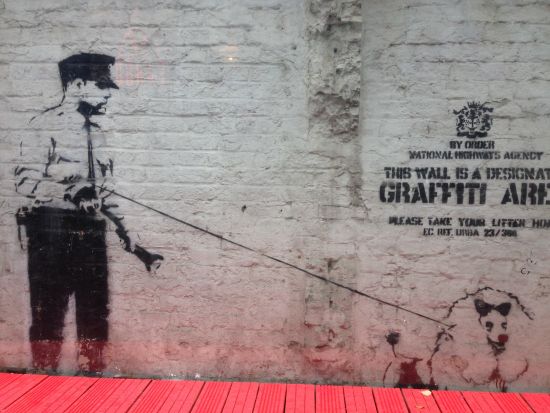 本物のBANKSY!! その街の文化歴史から読み解けば10倍面白い！東ロンドン・ストリートアート・ツアー <3時間/貸切/日本語ツアー＞ by アートローグ