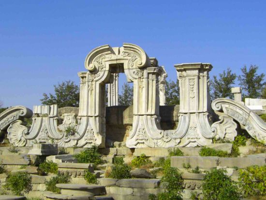 【貸切チャーター】世界遺産！北京原人の遺跡から現代史の遺跡まで！周口店＋盧溝橋＋頤和園＋円明園　1日満喫ツアー　＜昼食付／日本語ガイド／ホテル送迎＞