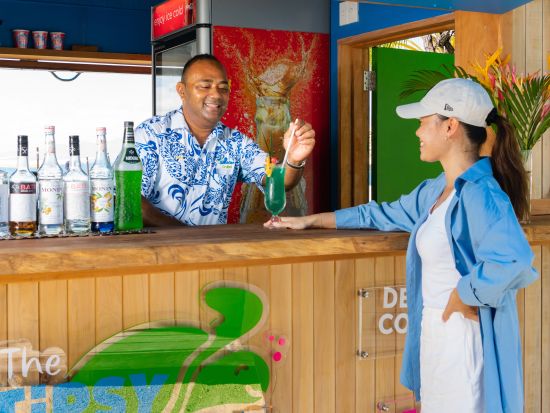 サウスシー アイランド日帰りツアー　高速艇で行く！美しい珊瑚礁に囲まれた無人島　到着したら自由時間＜昼食付／ナンディ・デナラウ＆コーラルコースト発＞