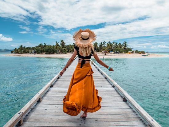 マラマラ島まるごとビーチクラブ「マラマラビーチクラブ」で過ごす終日贅沢時間　到着したら自由時間＜送迎付き／デナラウ港発＞