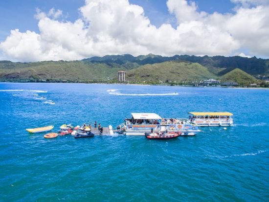 マリンスポーツパッケージ　選べる3種！パラセーリング、ジェットスキー、バンパーチューブ、バナナボートから組み合わせて遊べる！＜日本語スタッフ／ハワイカイ＞