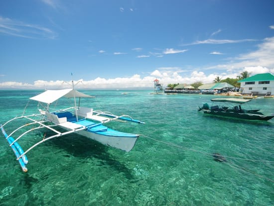 Philippines_Cebu Island_Nalusuan Island_shutterstock_92324902