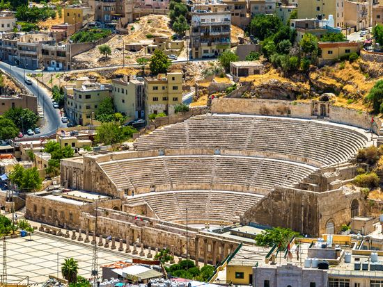 Jordan_Amman_Roma theater_shutterstock_476503240