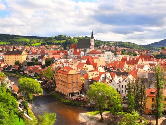 世界遺産チェスキークルムロフ 1日観光ツアー＜日本語／プラハ発＞