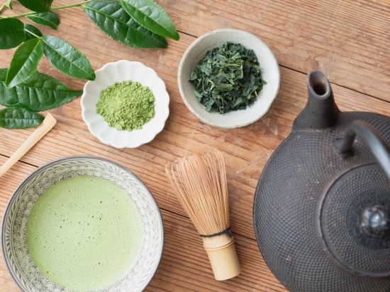 和束茶カフェ 抹茶の点て方体験と抹茶アート体験＜和菓子付き／30分／京都・和束町＞