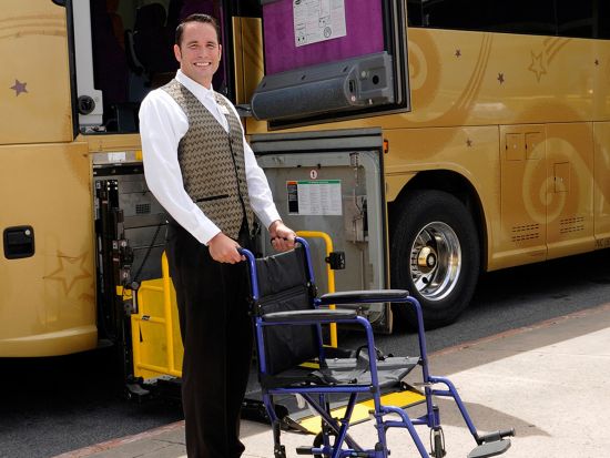 【空港送迎】ダニエル・K・イノウエ国際空港（旧ホノルル国際空港）⇔ワイキキ地区ホテル　大型バス貸切送迎サービス