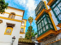 Spain_Santa-Cruz-District_shutterstock_1254134854