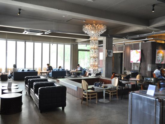 釜山 人気K-POPグループの聖地を巡るツアー！釜山市民公園＆広安里ビーチ＆五六島スカイウォークなど＊中華料理の昼食付き＜1日／日本語ガイド／釜山ホテル送迎付＞