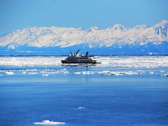 おーろらと知床連山