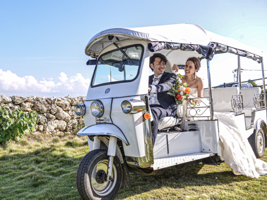 沖永良部島 ウェディングフォト　ご希望のロケーション優先で3,4ヶ所で撮影、レタッチ済みフォト200カット付き by STUDIO CANVAS