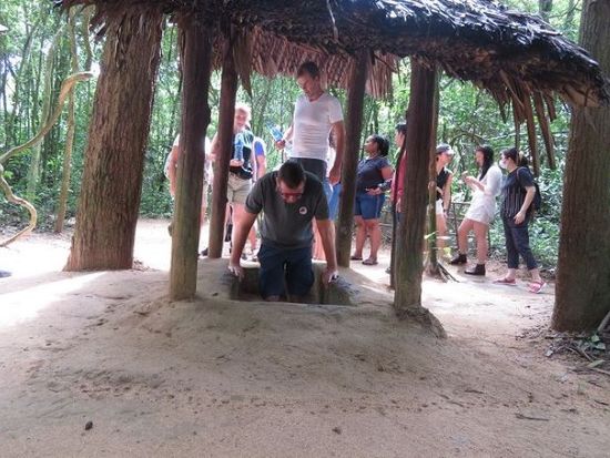 Cu Chi Tunnel (2)