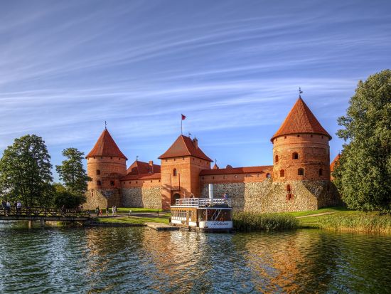 バルト3国6日間周遊ツアー　エストニア・ラトビア・リトアニア各首都の世界遺産＆主要名所を効率よく網羅＜貸切／空港送迎付／日本語＞